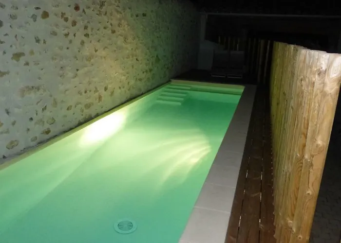 Apartment Le Chemin Des Pouzes