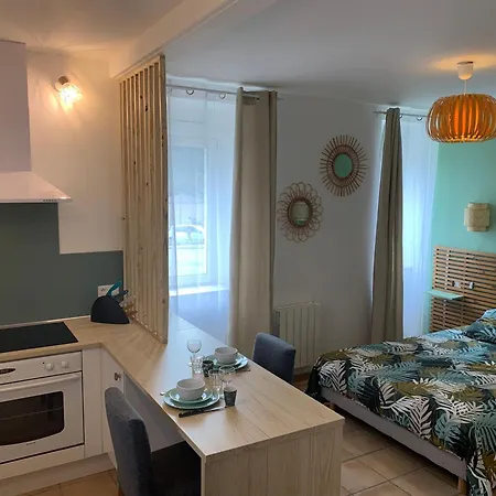 Apartament Le Chemin Des Pouzes