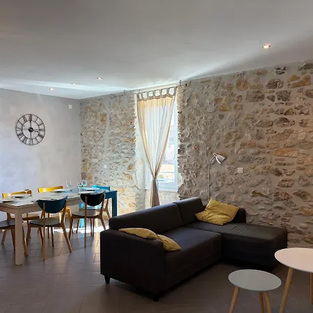 Le Chemin Des Pouzes Apartment Vallon-Pont-d'Arc